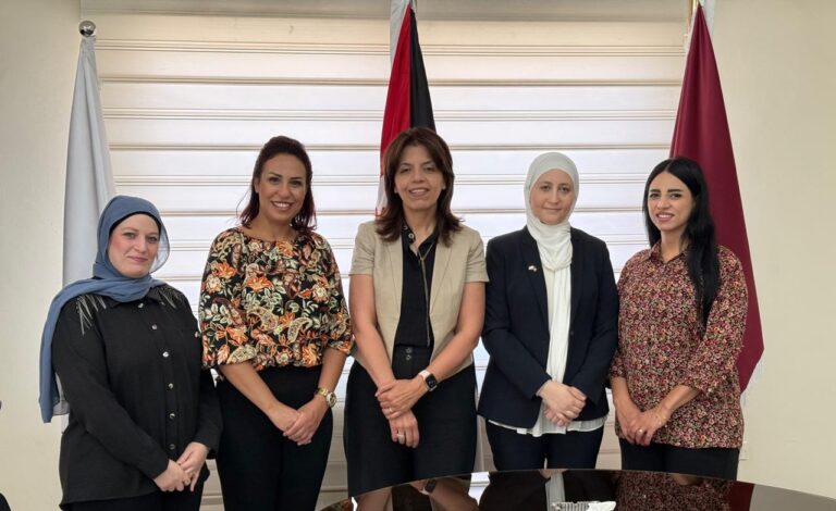 Read more about the article لجنة المرأة باتحاد العمال تبحث مع مركز دراسات المرأة آليات التعاون والشراكة