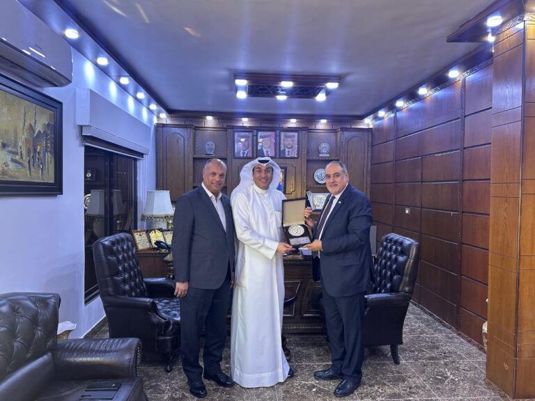 Read more about the article مستشار اتحاد عمال الكويت يزور الاتحاد
