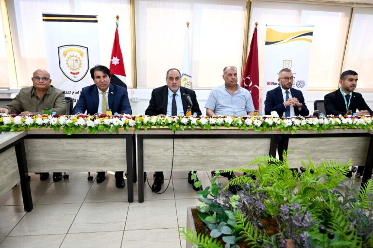 Read more about the article اتحاد العمال بالتعاون مع “العمل الدولية” ينظم جلسة نقاشية حول الاقتصاد الأخضر والانتقال العادل