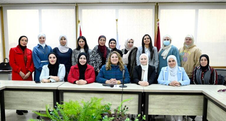 Read more about the article لجنة المرأة تنظّم محاضرة توعوية حول العنف والتحرش ضمن حملة “16 يومًا لمناهضة العنف”