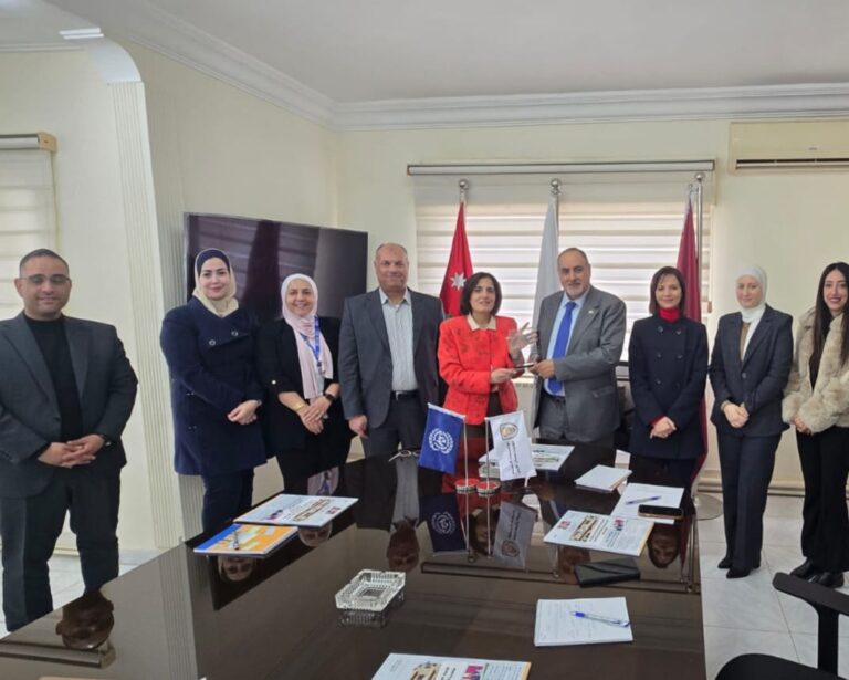 Read more about the article منظمة العمل الدولية تكّرم الفناطسة تقديرا لجهود الاتحاد في مشروع “قوة النقابات”