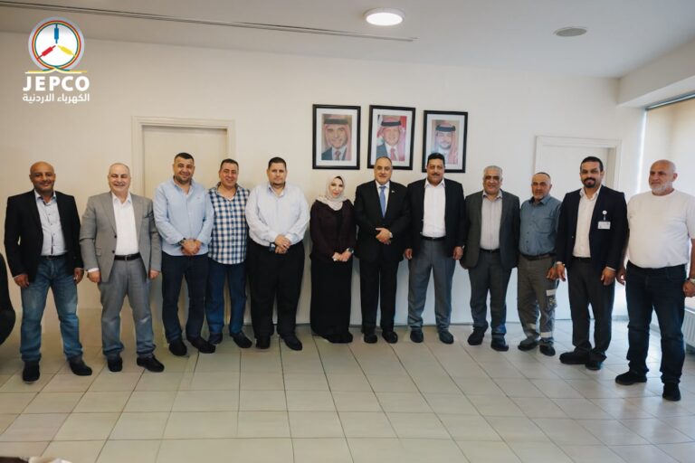 Read more about the article الفناطسة يلتقي مدير عام شركة الكهرباء بحضور رئيس النقابة فخري العجارمة