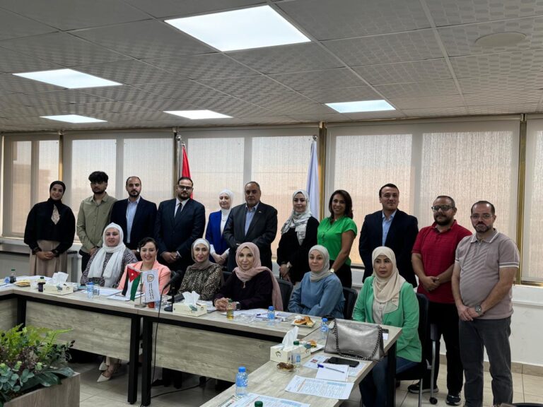 Read more about the article ورشة لأعضاء لجنتي المرأة والشباب حول تاريخ الحركة النقابية وتحليل السياق النقابي