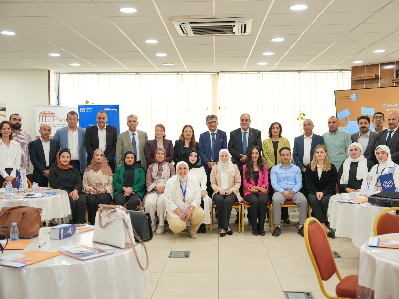 المعرفة بالحقوق مدخل لتعزيز صوت العمال والعاملات وتعزيز المشاركة النقابية